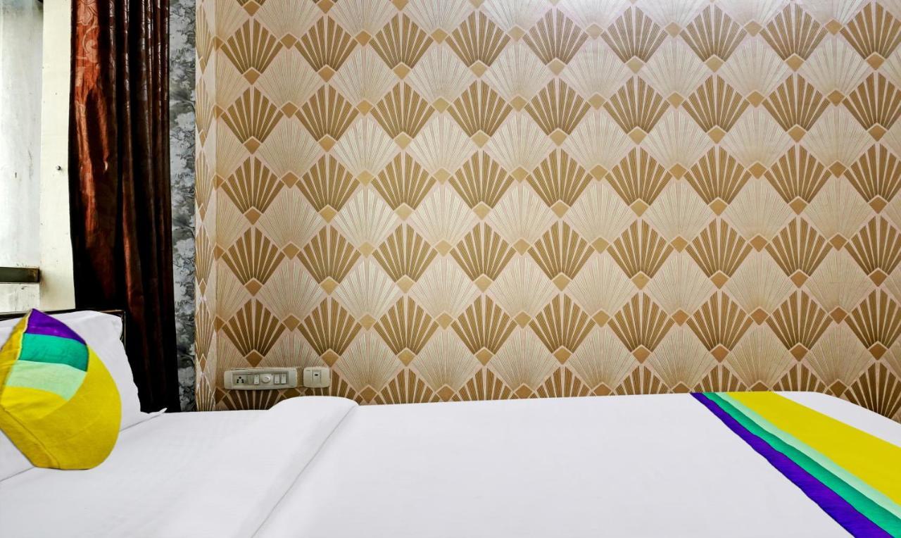 Hotel Itsy By Treebo - Ashoka Grand Waranasi Zewnętrze zdjęcie