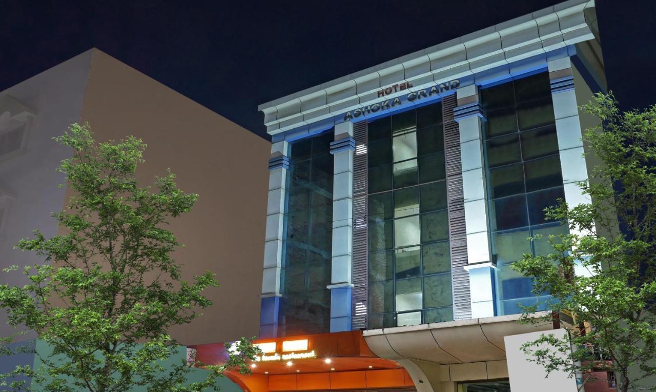 Hotel Itsy By Treebo - Ashoka Grand Waranasi Zewnętrze zdjęcie