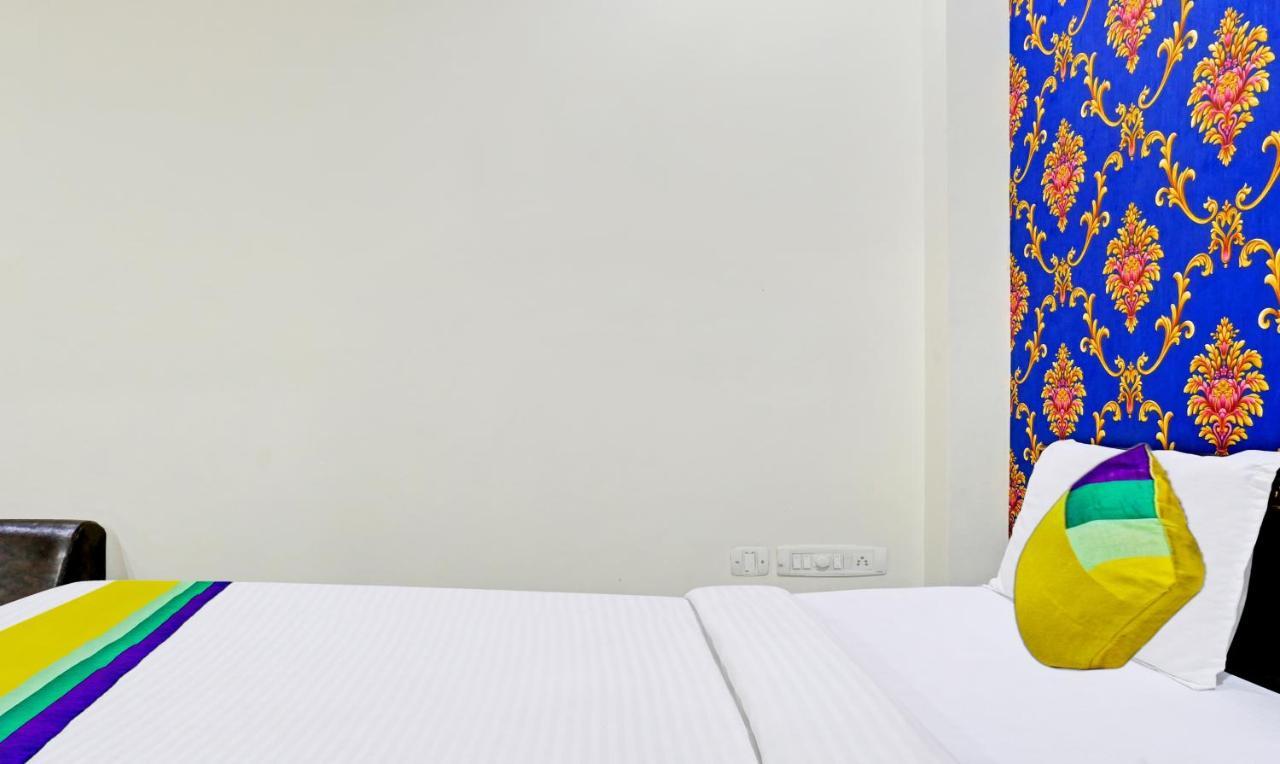 Hotel Itsy By Treebo - Ashoka Grand Waranasi Zewnętrze zdjęcie