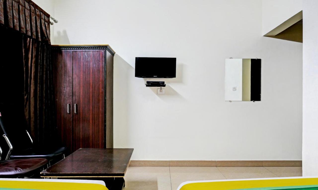 Hotel Itsy By Treebo - Ashoka Grand Waranasi Zewnętrze zdjęcie